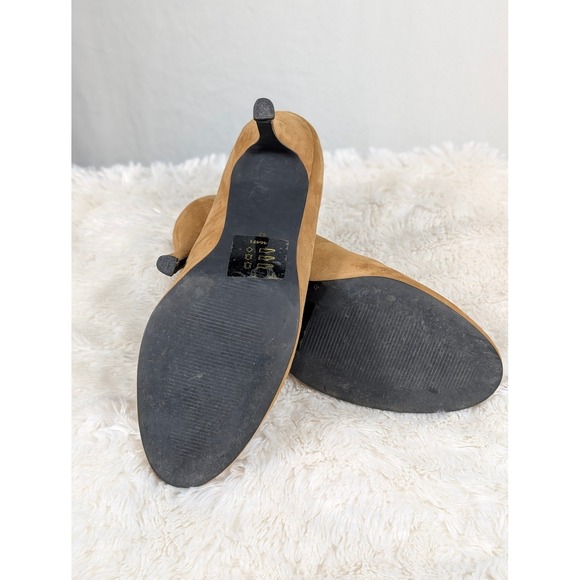 APART size 10.5 Women's Tan REAL Suede Pointed Toe 4" High Heel Pumps - Picture 4 of 4